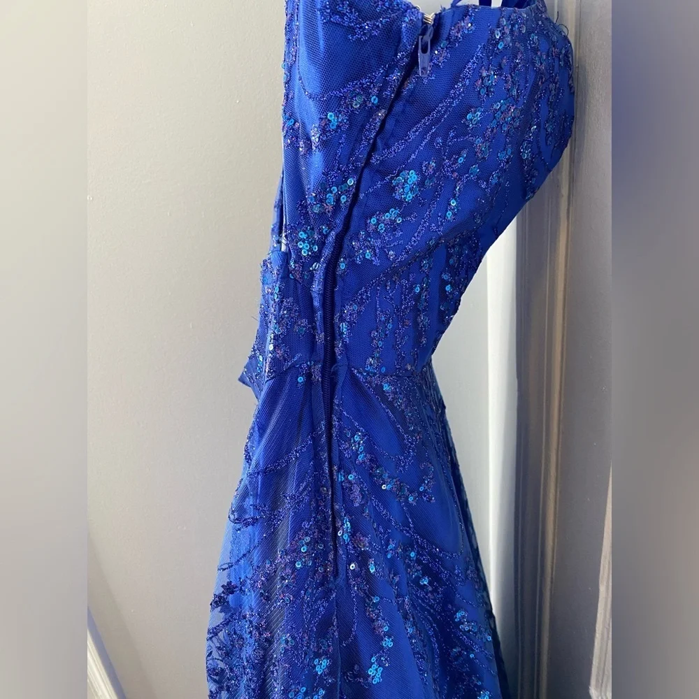 SAY YES TO THE PROM Stunning One-Shoulder Blue Sequin Gown - Picture 10 of 10